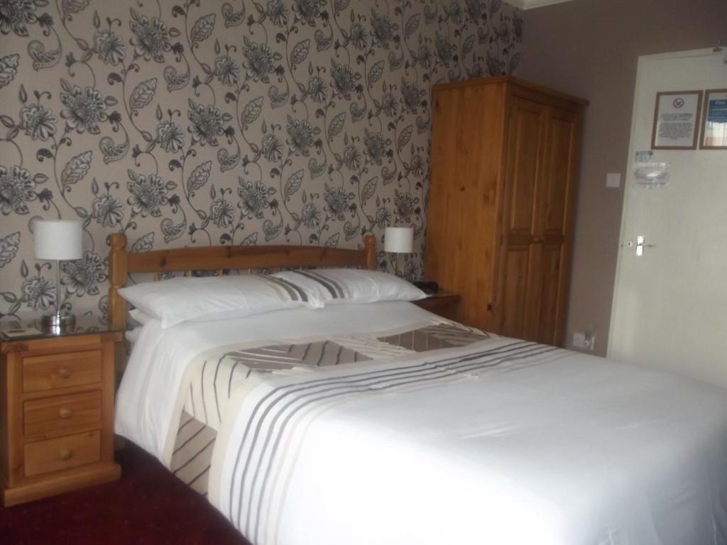 Tudor House Great Yarmouth Room photo
