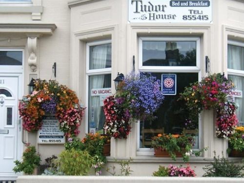 Tudor House Great Yarmouth Exterior photo